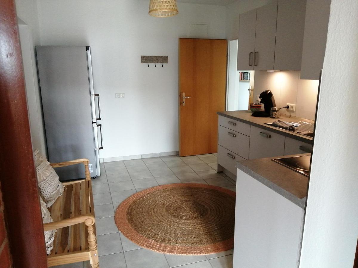 Grosses Ferienhaus Mit 4 Schlafzimmern オイティン エクステリア 写真
