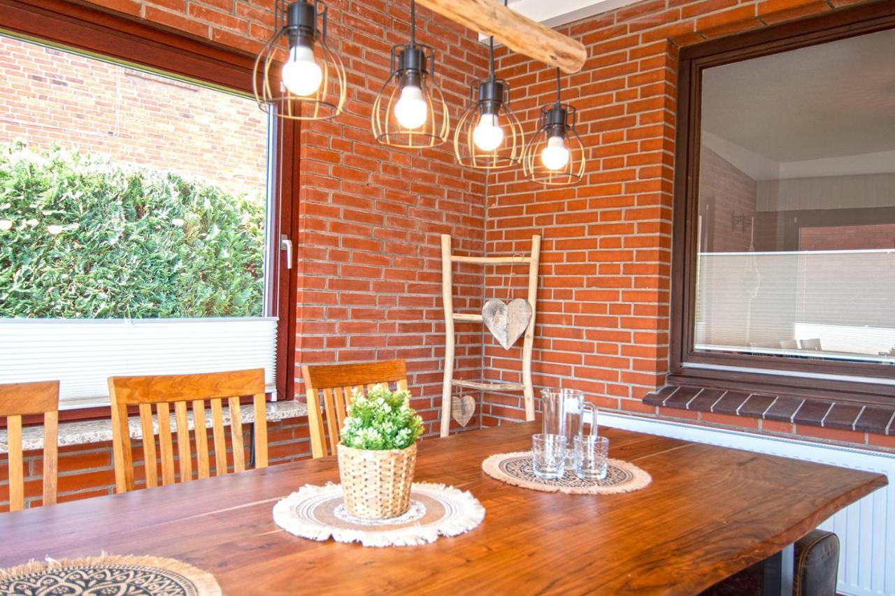 Grosses Ferienhaus Mit 4 Schlafzimmern オイティン エクステリア 写真