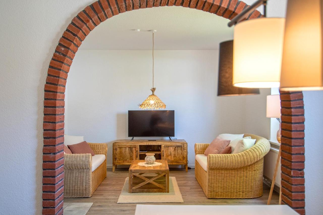 Grosses Ferienhaus Mit 4 Schlafzimmern オイティン エクステリア 写真